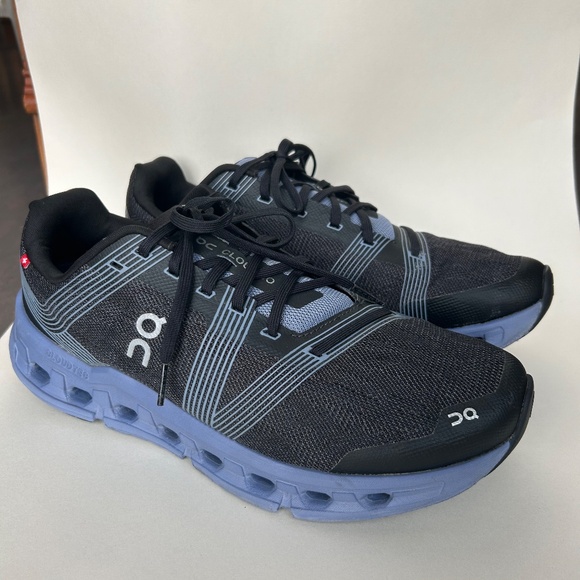 ON Cloudgo running shoes - Picture 3 of 5